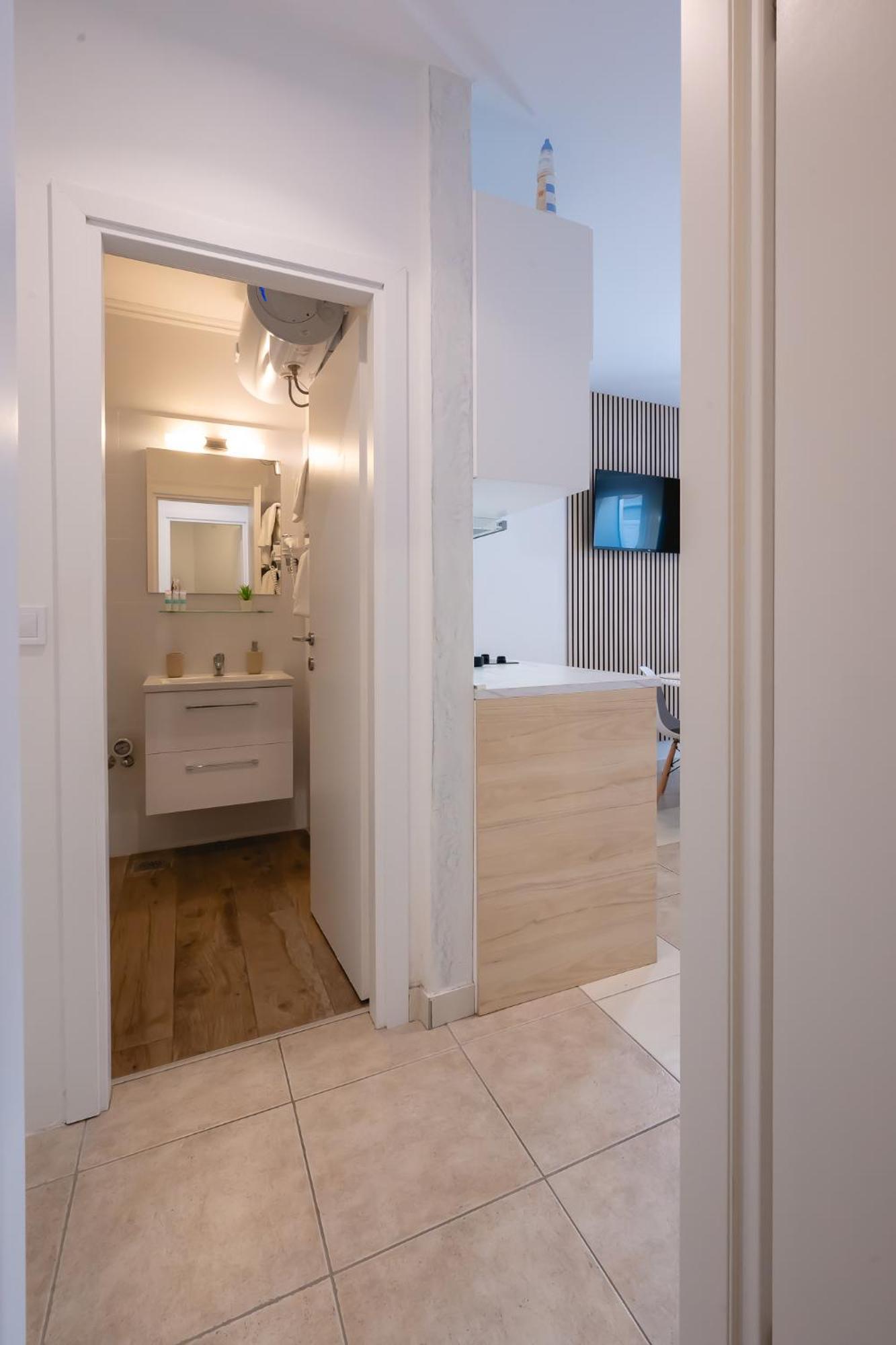 Locus Apartments Petrčane Extérieur photo